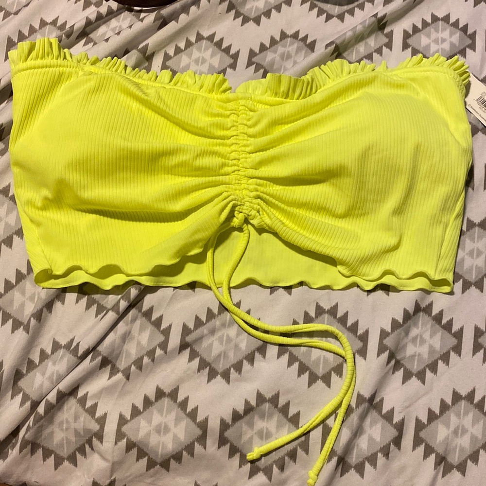 *NWT* Swimsuit top